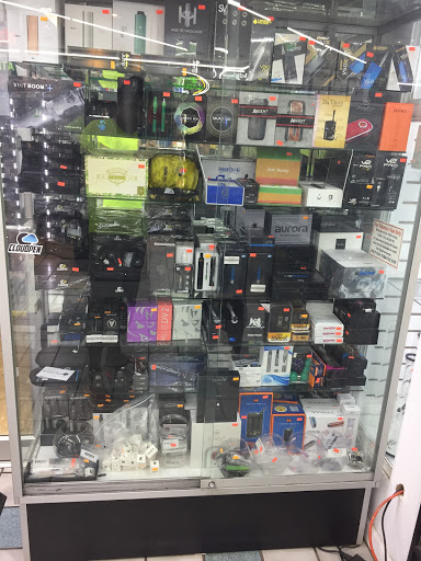 Tobacco Shop «Suwanee Smoke Shop», reviews and photos, 3033 Lawrenceville-Suwanee Rd, Suwanee, GA 30024, USA