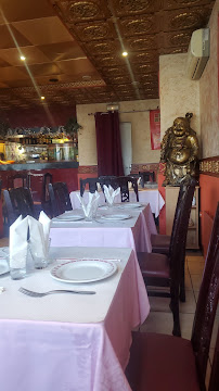 Atmosphère du Restaurant asiatique Le Palais De Savigny à Savigny-sur-Orge - n°2