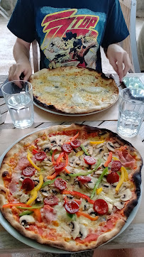 Pizza du Pizzeria La Verrière à Brive-la-Gaillarde - n°14