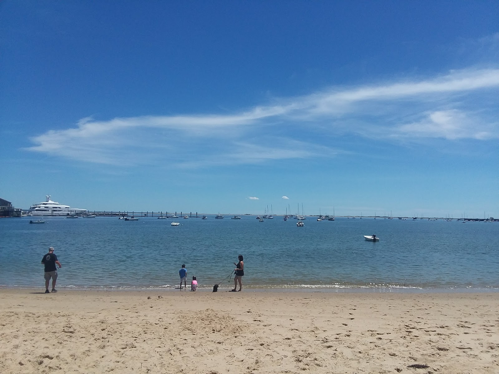 Foto von Provincetown beach II mit beiger sand Oberfläche