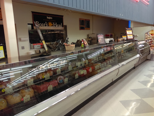 Grocery Store «Ingles Market», reviews and photos, 406 S Broad St, New Tazewell, TN 37825, USA
