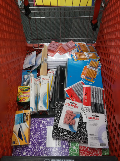 Office Supply Store «Staples», reviews and photos, 91-30 Van Wyck Expy, Jamaica, NY 11418, USA