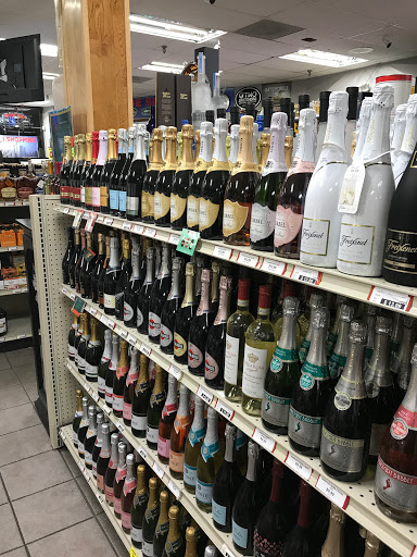Wine Store «Foremost Liquors», reviews and photos, 1776 W Algonquin Rd, Arlington Heights, IL 60005, USA