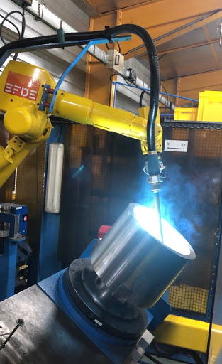 Photo 2 - Freds Garage