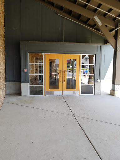 Camping Store «REI», reviews and photos, 13100 W Capitol Dr, Brookfield, WI 53005, USA