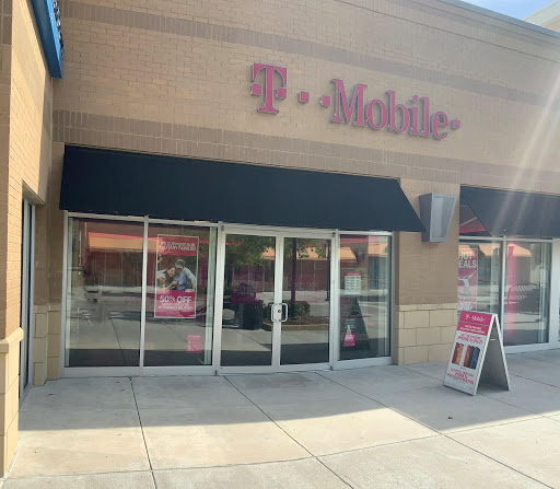 T-Mobile, 1700 Norman Dr #640, Valdosta, GA 31601, USA, 