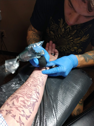 Tattoo Shop «Divinity Tattoo», reviews and photos, 2126 E Cactus Rd, Phoenix, AZ 85022, USA