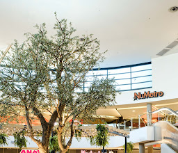 Glenanda Village Shopping Centre photo