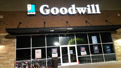 Thrift Store «Goodwill Industries of Middle Tennessee», reviews and photos, 3540 Murfreesboro Rd, Antioch, TN 37013, USA