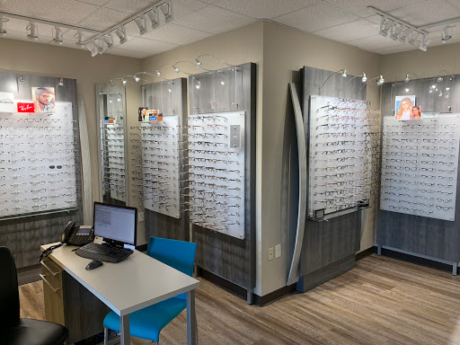 Optometrist «Southside Eye Center Dr. Elmore», reviews and photos, 1634 Smith Valley Rd Suite A, Greenwood, IN 46142, USA