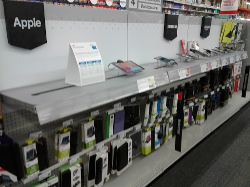 Office Supply Store «Staples», reviews and photos, 1525 S Willow St, Manchester, NH 03103, USA