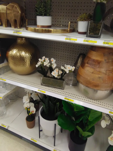 Department Store «Target», reviews and photos, 499 W Orange Show Rd, San Bernardino, CA 92408, USA