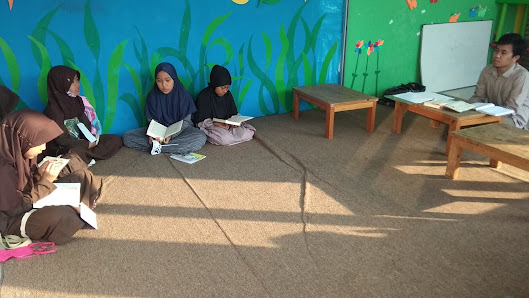 Ruang kelas - Suci Quran Center