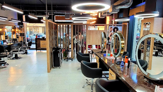 Friseur & Barbershop Hairness Exclusive Fritz-Erler-Allee 196, 12353 Berlin, Deutschland