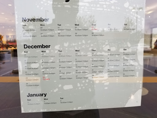 Cell Phone Store «Verizon», reviews and photos, 1189 Admiral Callaghan Ln, Vallejo, CA 94591, USA