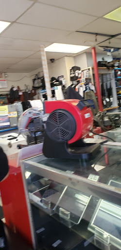 Pawn Shop «EZPAWN», reviews and photos, 105 University Ave, Lubbock, TX 79415, USA