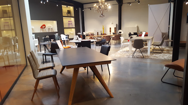 Beoordelingen van Sitta Mesa - stoel & tafel / DRZ Design RelaxZetels in Gent - Meubelwinkel