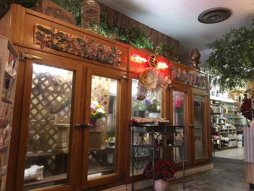 Florist «Crismon Flowers», reviews and photos, 144 W Main St, Mesa, AZ 85201, USA
