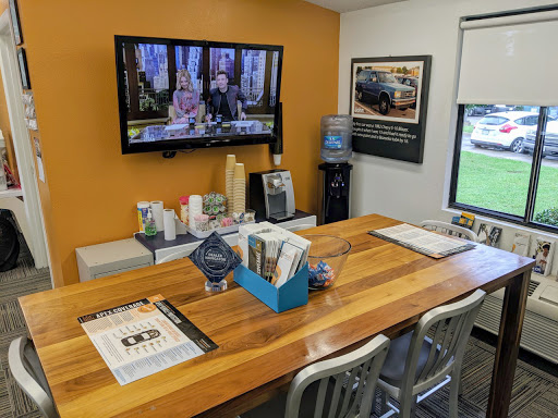 Used Car Dealer «CarLotz», reviews and photos, 1447 S Military Hwy, Chesapeake, VA 23320, USA