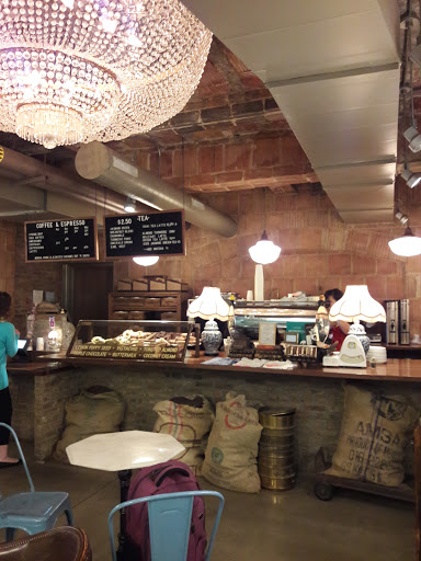 Donut Shop «Doughnut Vault», reviews and photos, 111 N Canal St, Chicago, IL 60606, USA