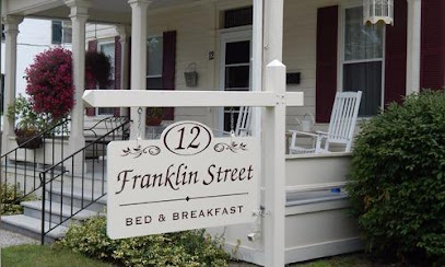 12 Franklin Street Bed & Breakfast