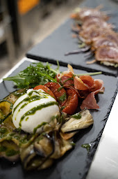 Photo n°14 de BFF - Bar & Food Forever à Toulouse ()