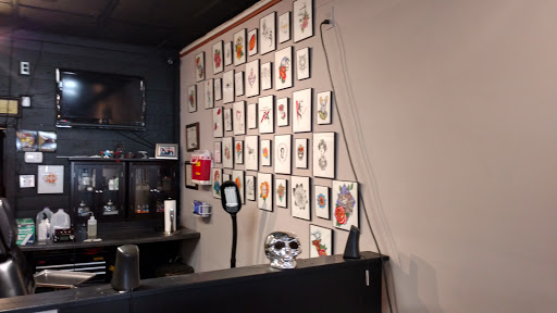 Tattoo Shop «Envy Ink Tattoo & Piercing», reviews and photos, 862 2nd Ave, Gallipolis, OH 45631, USA