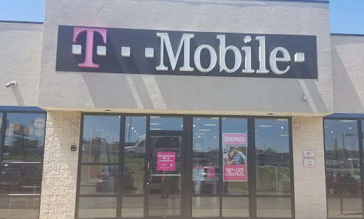 T-Mobile, 1701 N Larkin Ave, Crest Hill, IL 60435, USA, 