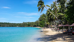 Ao Tapao Beach'in fotoğrafı geniş bir kıyı şeridi ile birlikte