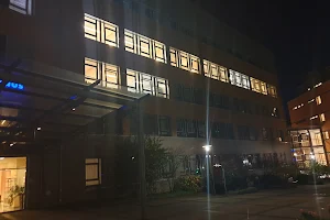 Bernward-Krankenhaus Haupteingang image