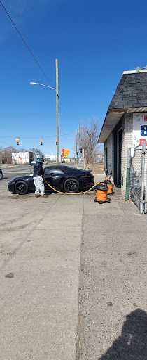 Mr. Splash Quality Hand Car Wash en Detroit