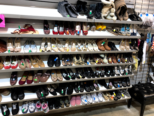 Thrift Store «Island Thrift», reviews and photos, 1800 NY-112, Medford, NY 11763, USA