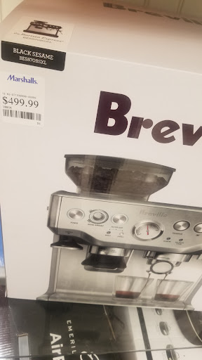 Department Store «T.J. Maxx», reviews and photos, 1751 Ritchie Station Ct, Capitol Heights, MD 20743, USA