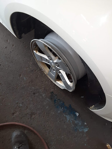 Tire Shop «Firestone Complete Auto Care», reviews and photos, 4880 Everhard Rd NW, Canton, OH 44718, USA