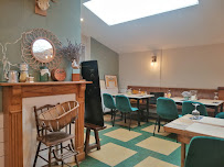 Atmosphère du Bar-restaurant à huîtres L'abreuvoir à Veules-les-Roses - n°20