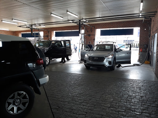 Car Wash «Mister Car Wash», reviews and photos, 2720 E Market St, York, PA 17402, USA