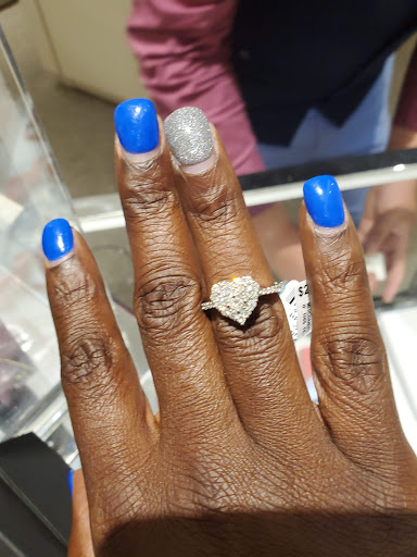 Shopping Mall «Tri-County Mall», reviews and photos, 11700 Princeton Pike, Cincinnati, OH 45246, USA