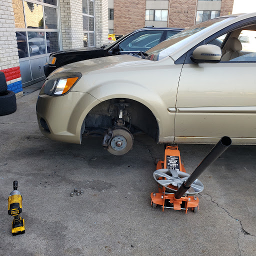 Mechanic «Good Care Auto Repair», reviews and photos, 16399 Fort St, Southgate, MI 48195, USA