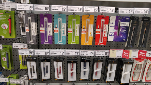 Office Supply Store «Staples», reviews and photos, 7661 Arundel Mills Blvd, Hanover, MD 21076, USA