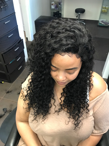 Beauty Supply Store «Mid-K Beauty Supply», reviews and photos, 5408 NE M L King Blvd, Portland, OR 97211, USA