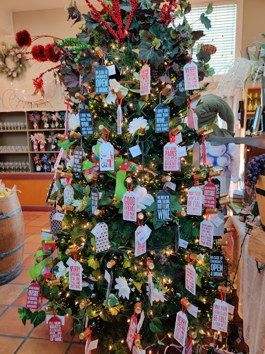 Gift Shop «Emerald Coast Wine Cellars», reviews and photos, 1708 Scenic Gulf Dr, Miramar Beach, FL 32550, USA