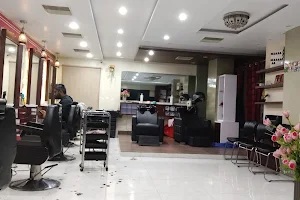 Jawed Habib Hair & Beauty Salon, Kakinada image