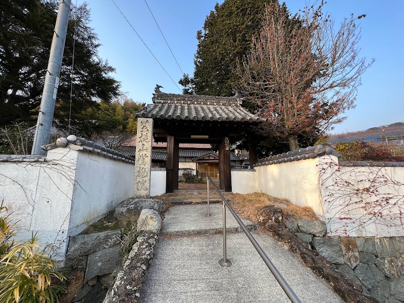 鶯梅院