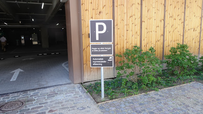Kommentarer og anmeldelser af Parkering P-hus Orient Plads 2A, Nordhavn | APCOA PARKING