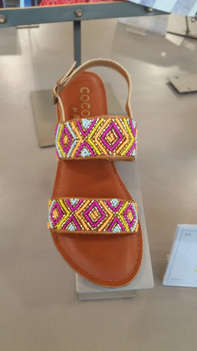 Shoe Store «DSW Designer Shoe Warehouse», reviews and photos, 2426 Lincoln Hwy, Langhorne, PA 19047, USA