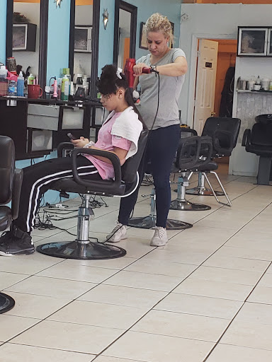 Beauty Salon «New Stylez Dominican Beauty Salon», reviews and photos, 219 E Baltimore Ave, Clifton Heights, PA 19018, USA