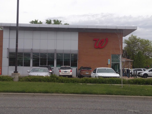Drug Store «Walgreens», reviews and photos, 5555 W 79th St, Burbank, IL 60459, USA