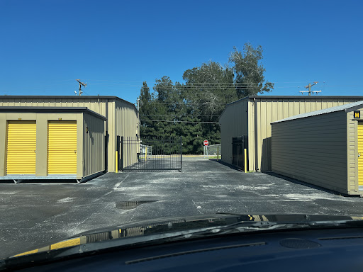 Self-Storage Facility «Big Jim Self Storage», reviews and photos, 2107 E College Ave, Ruskin, FL 33570, USA