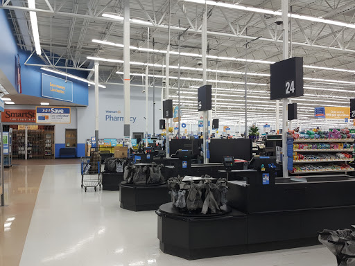 Department Store «Walmart Supercenter», reviews and photos, 250 Highlands Square Dr, Hendersonville, NC 28792, USA