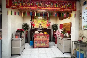 Xinglong Market image